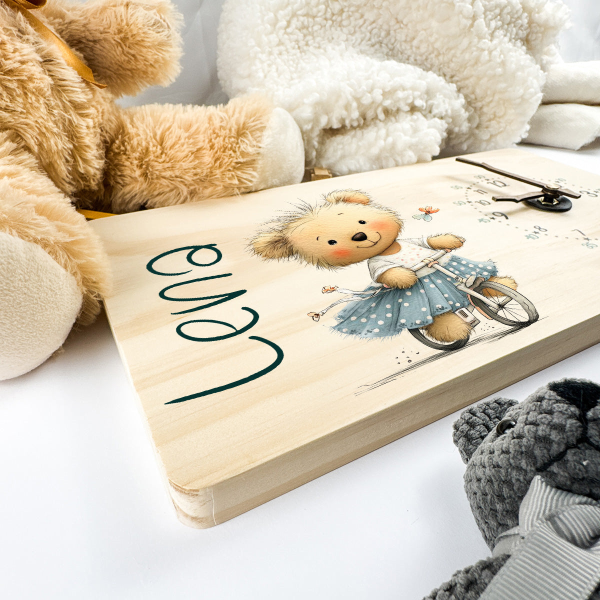 Personalised Clock – Design 09