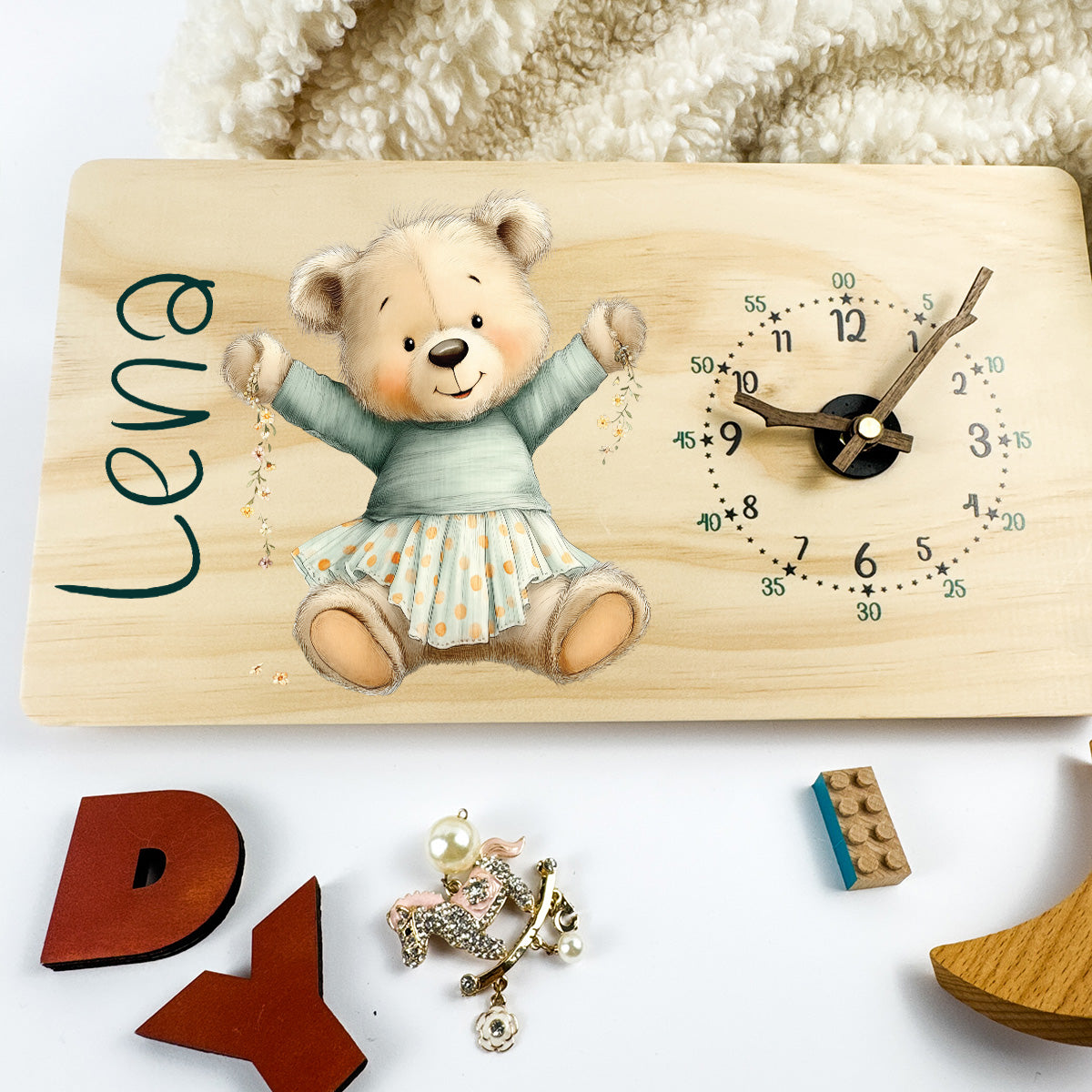 Personalised Clock – Design 08