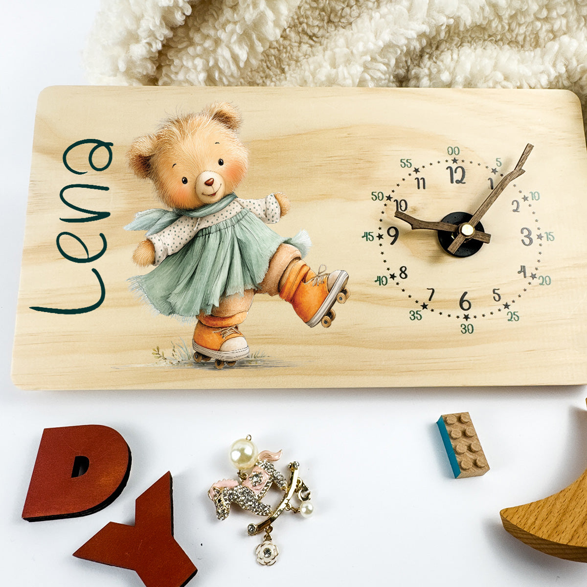 Personalised Clock – Design 06